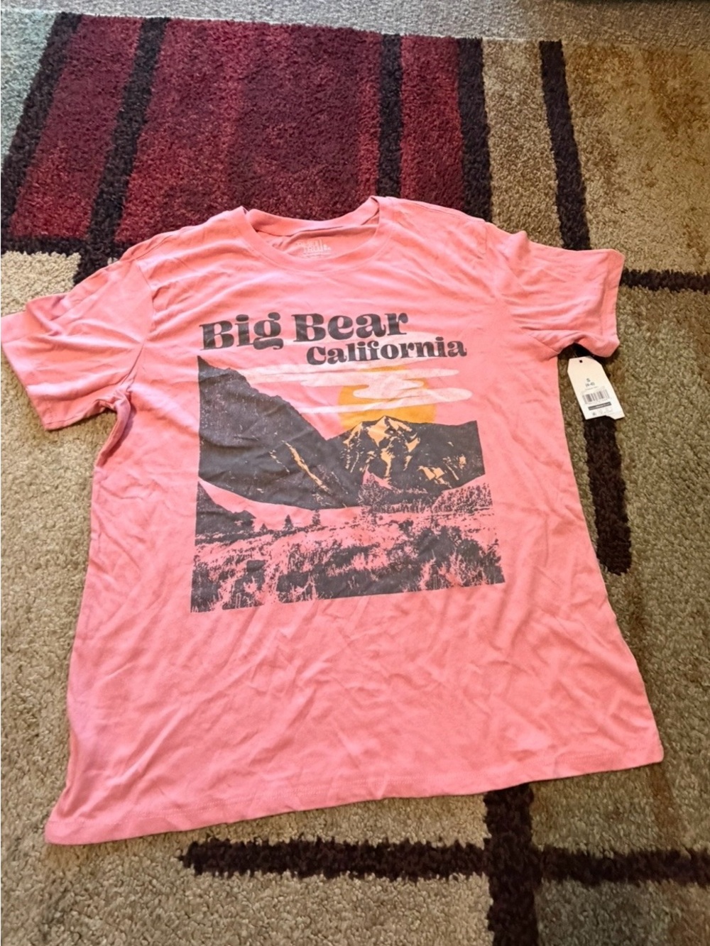 Big Bear California Pink Graphic Men’s T-Shirt